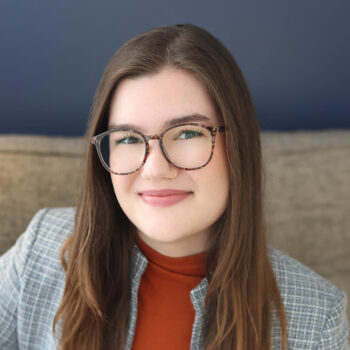 Abigail Knepper Headshot